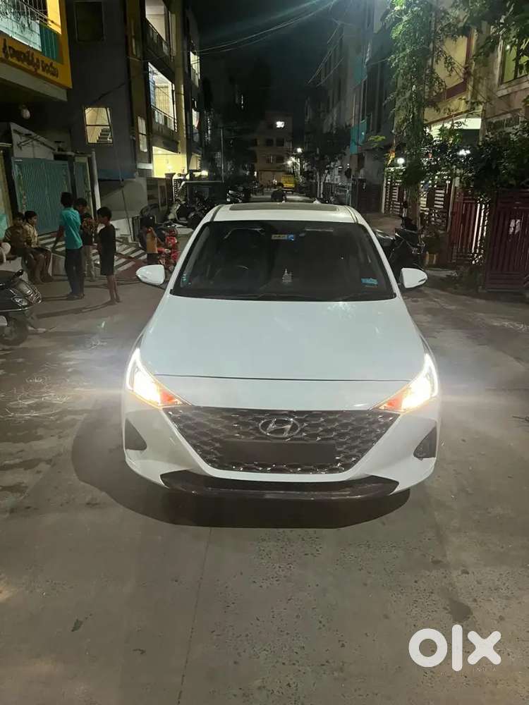Hyundai Verna 2022 Petrol 21000 Km Driven