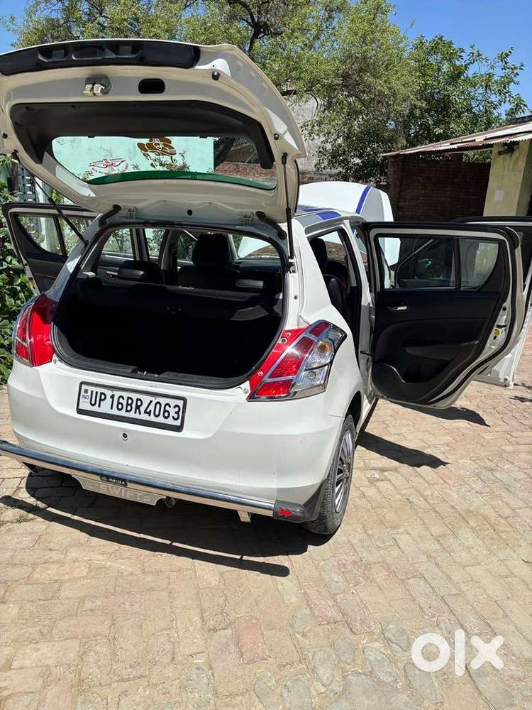 Maruti Suzuki Swift 2017 Petrol 35000 Km Driven