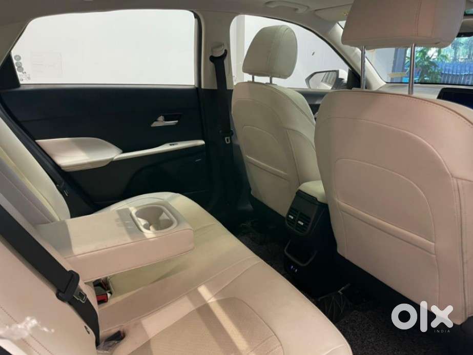 Hyundai Verna Sx 1.5 Petrol Ivt, 2013, Petrol