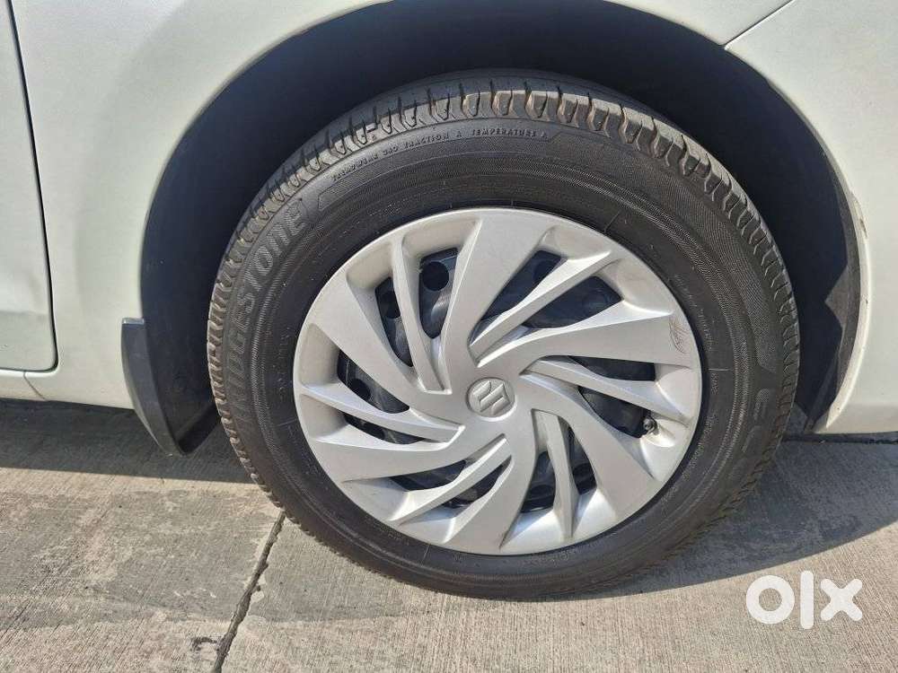 Maruti Suzuki Ertiga Vxi At Petrol, 2022, Petrol