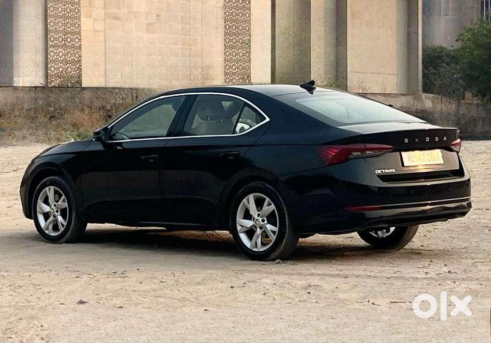 Skoda Octavia 1.8 Tsi At Style, 2021, Petrol