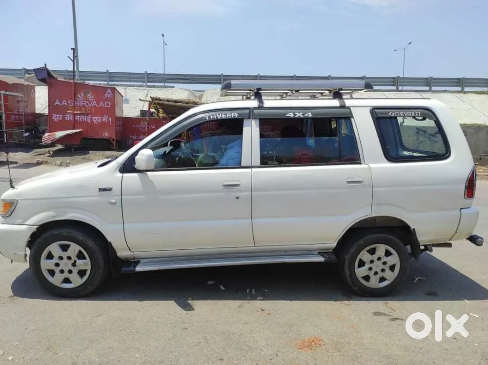 Chevrolet Tavera 2016 Diesel 125000 Km Driven