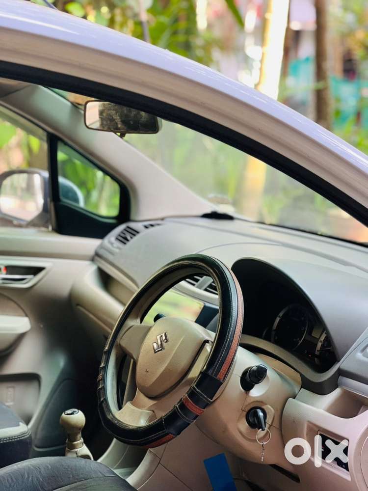 Maruti Suzuki Ertiga 2012