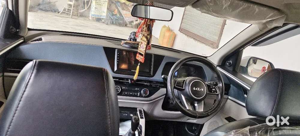 Kia Carens 1.5 Premium 2023