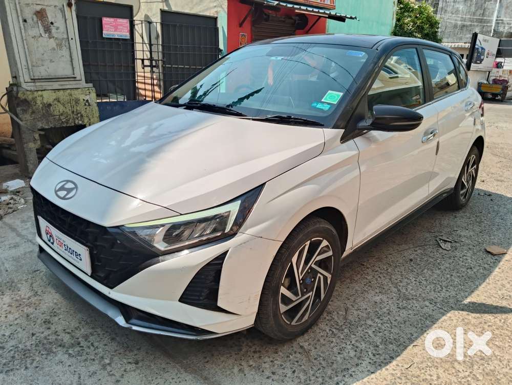 Hyundai I20 Asta (o) 1.2 Ivt, 2023, Petrol