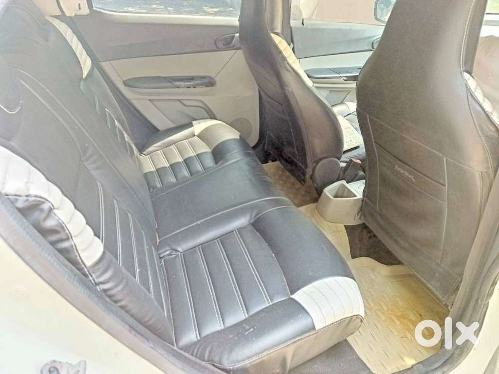 Tata Tiago 1.2 Revotron Xt, 2017, Petrol