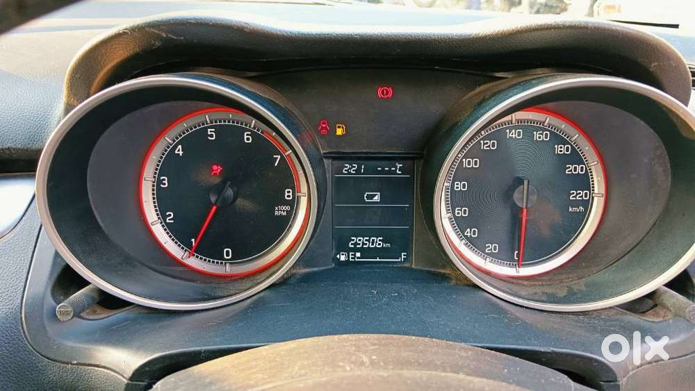 Maruti Suzuki Swift 1.3 Zxi, 2022, Petrol