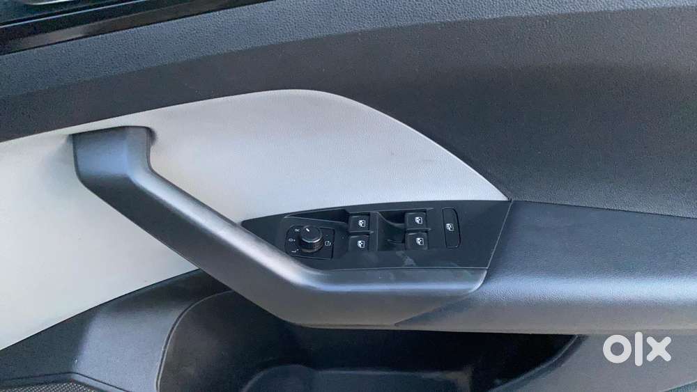Skoda Kushaq 1.0 Tsi Style At, 2021, Petrol