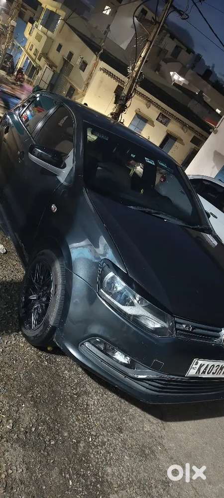Volkswagen Polo 2015 Petrol 87000 Km Driven