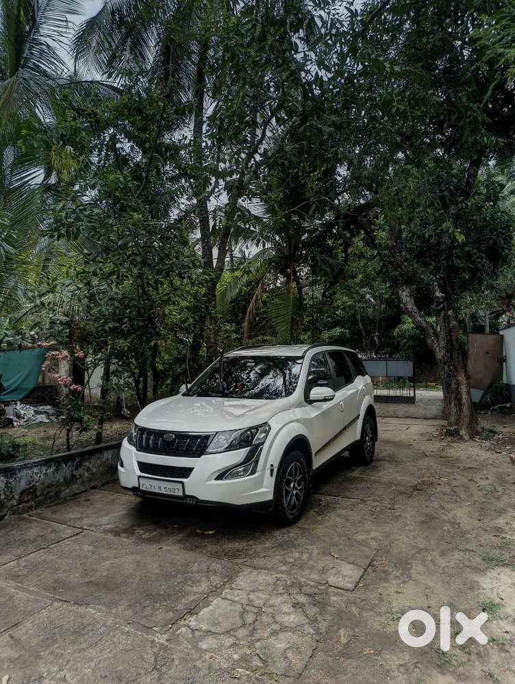 Mahindra Xuv500 2.2 W6 Diesel 2015