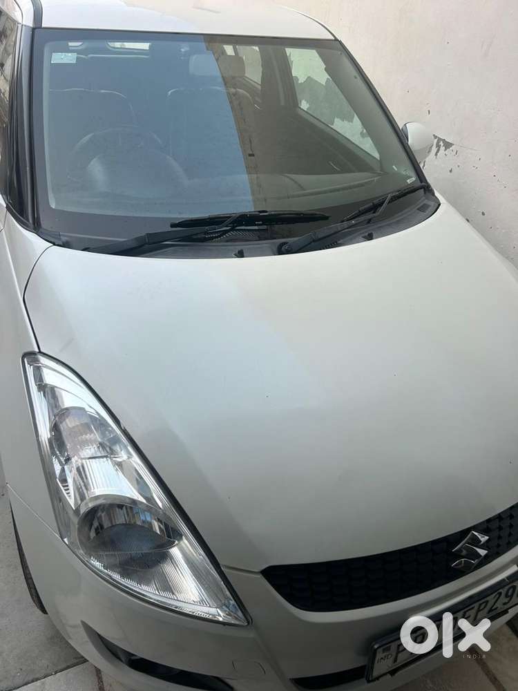 Maruti Suzuki Swift 2016 Genuian Car Secondowner Pb10 No