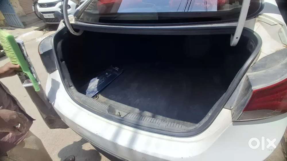 Hyundai Elantra 2015