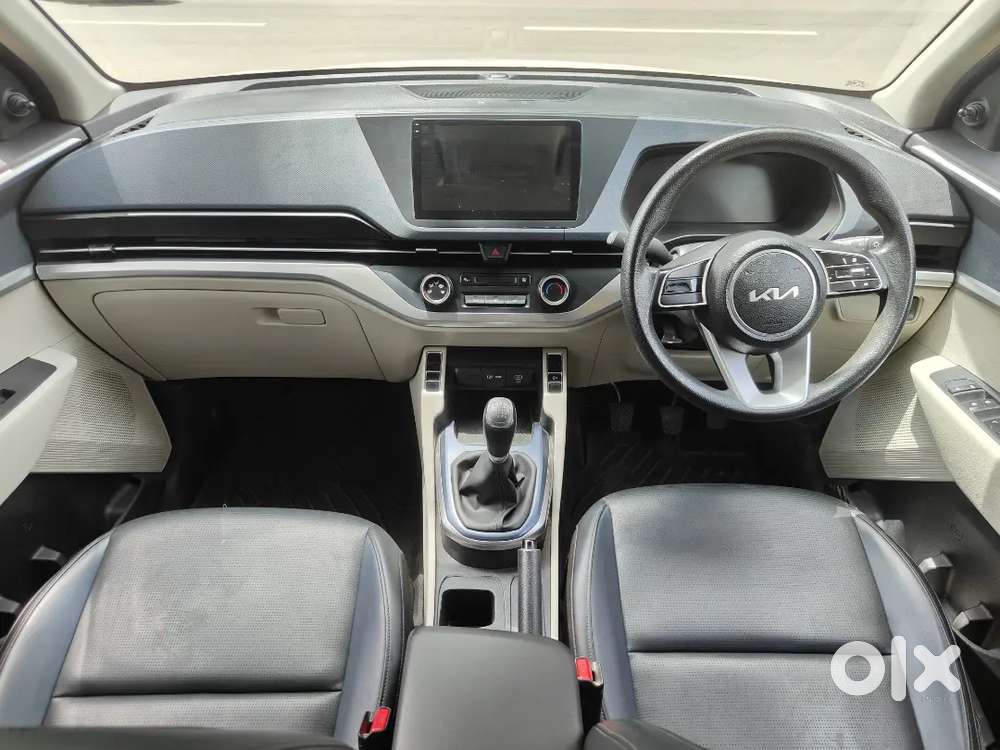 Kia Carens 1.5 Premium 2023