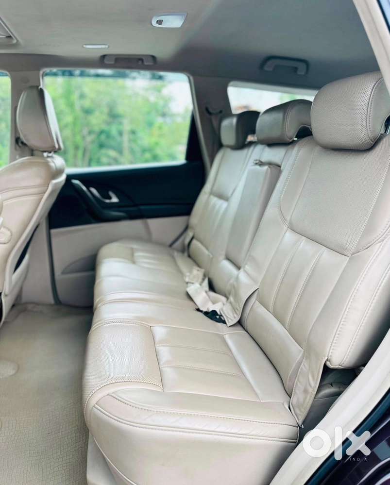 Xuv500 W10 Automatic 2017