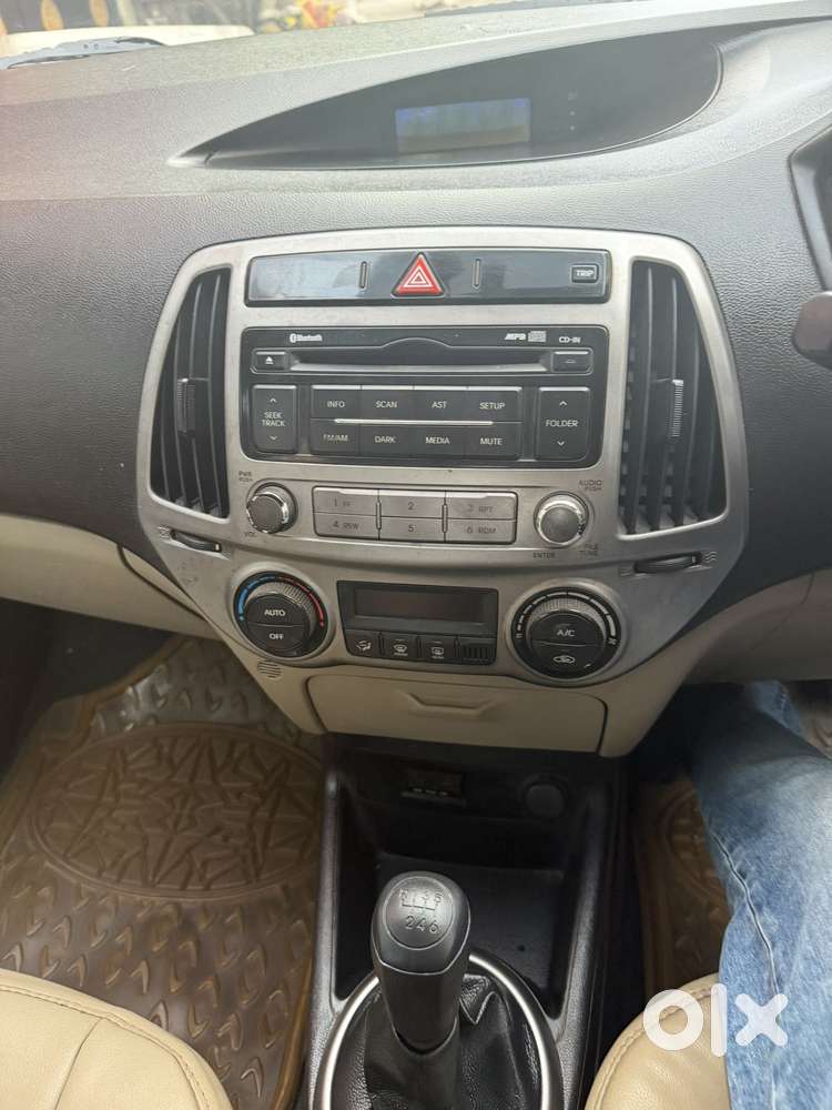 Hyundai I20 Sportz Option 1.4 Crdi, 2012, Diesel