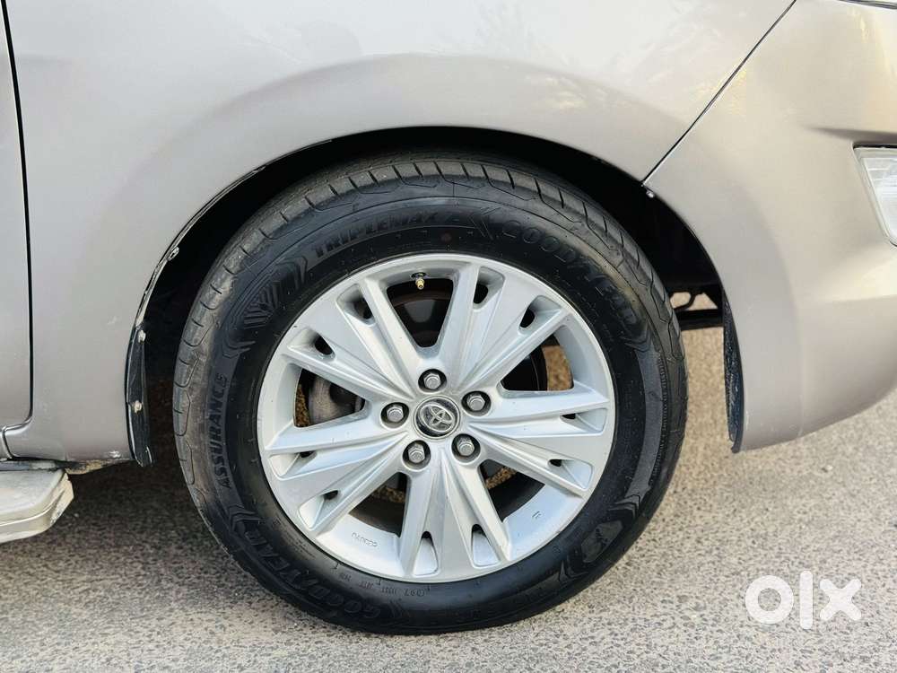 Toyota Innova Crysta 2.8z Automatic, 2018, Diesel