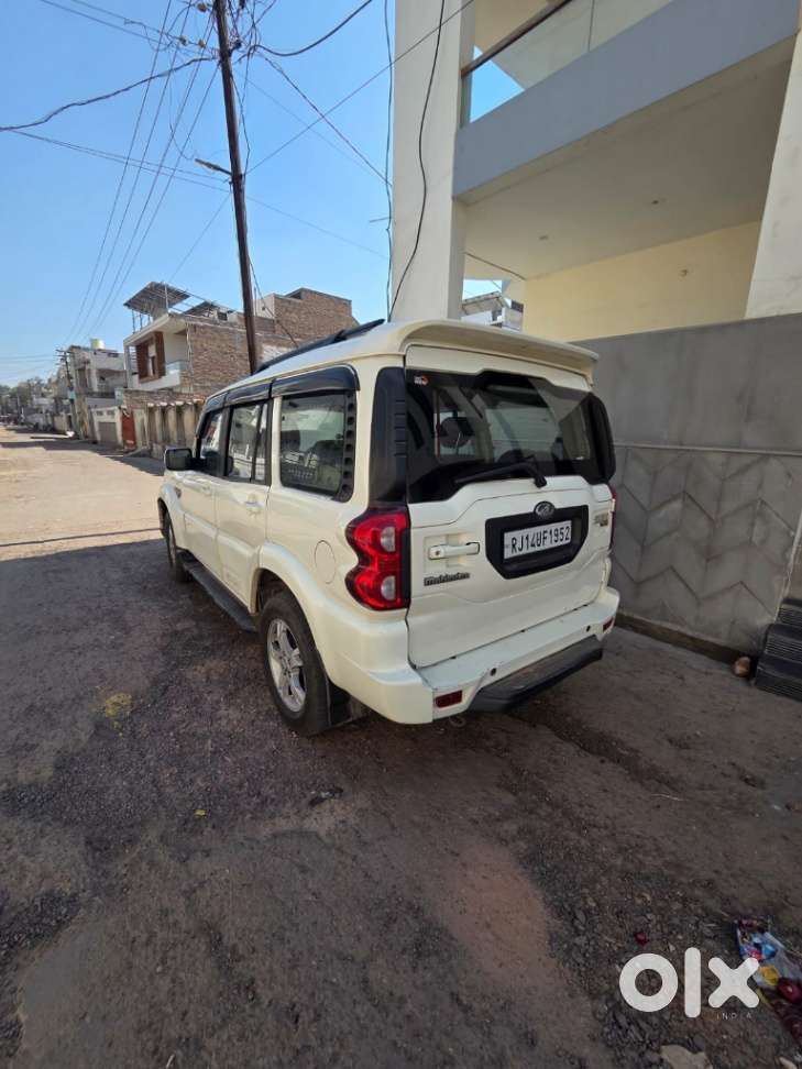 Mahindra Scorpio, 2017, Diesel