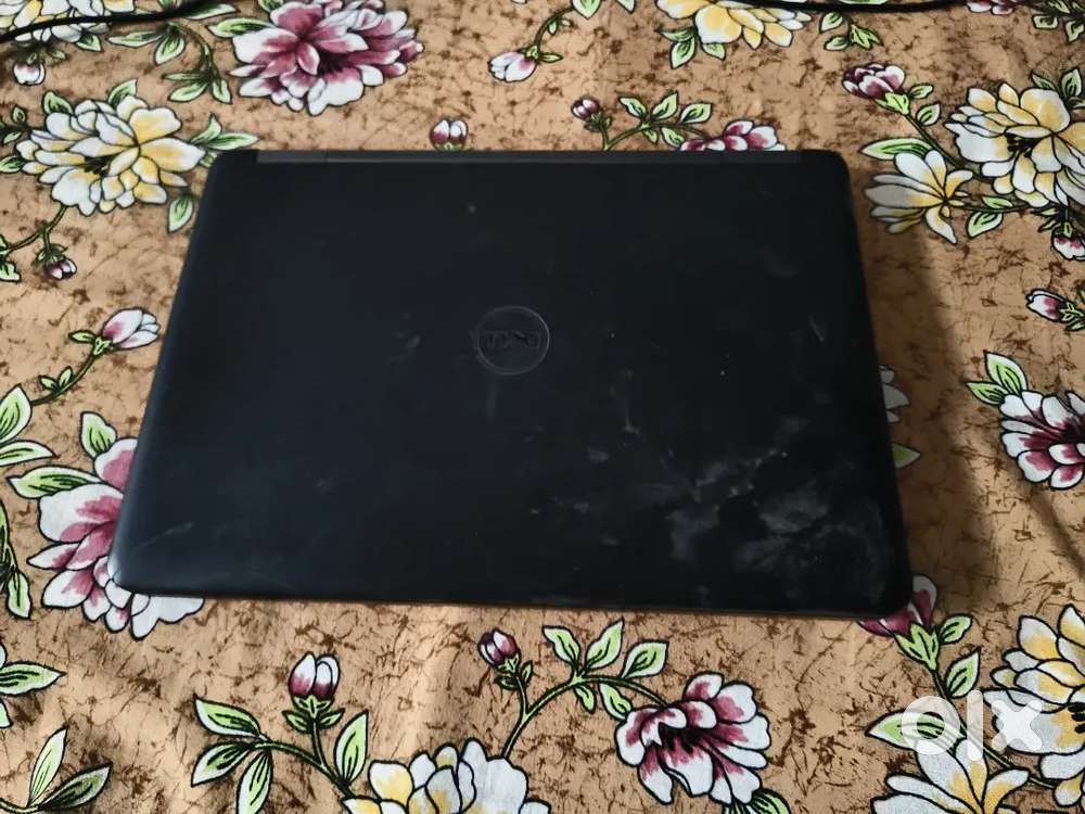 4GB ram 300 GB hard disc