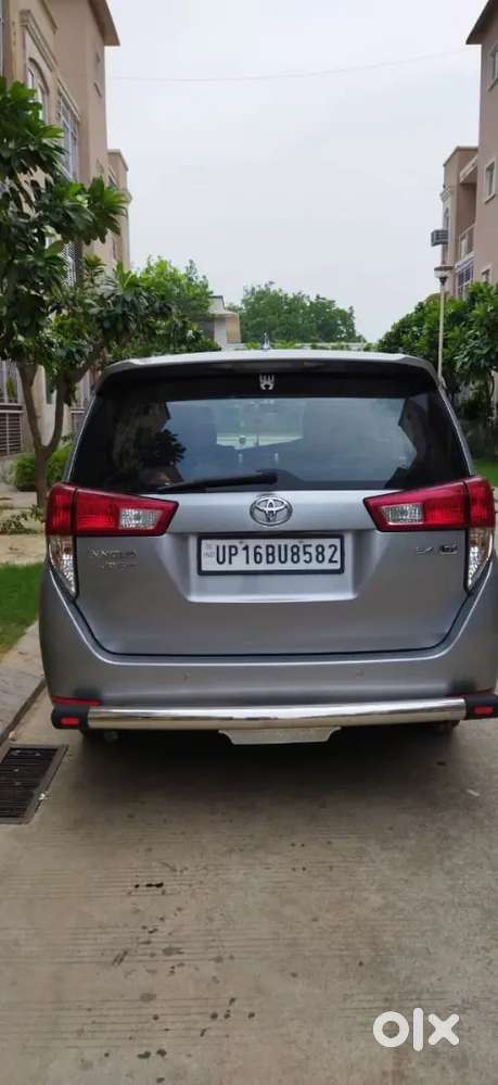 Toyota Innova Crysta 2018 Diesel Well Maintained