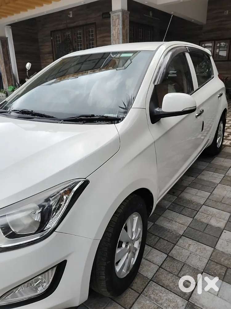 Hyundai I20 Asta Crdi Diesel (top End)  2012  Excellent Condition