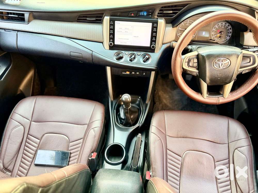 Toyota Innova Crysta 2.4 G Plus Mt 7 Str, 2021, Diesel
