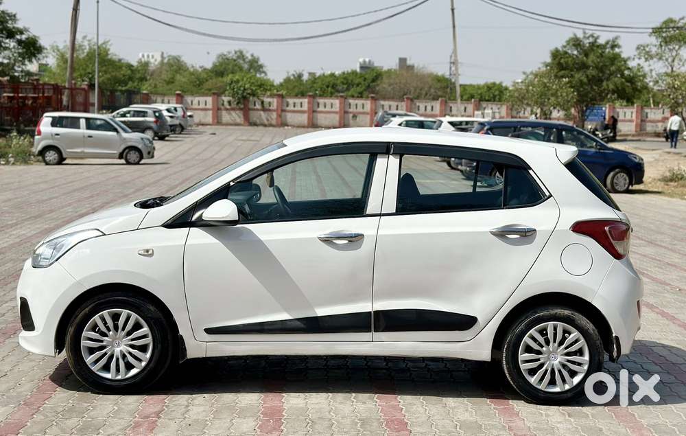 Hyundai Grand I10 Magna Cng, 2015, Cng & Hybrids