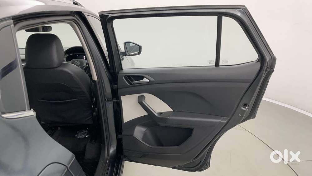 Volkswagen Taigun Topline 1.0 Tsi At (electric Seats), 2022, Petrol