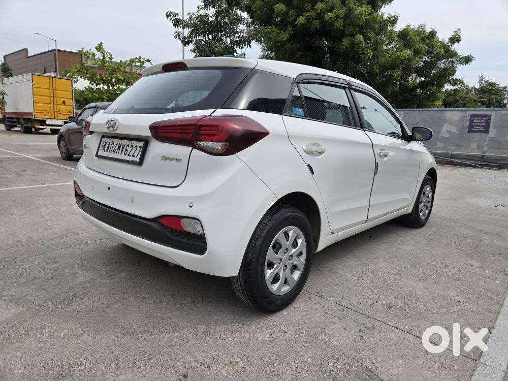 Hyundai I20 Sportz 1.2 Vtvt, 2018, Petrol