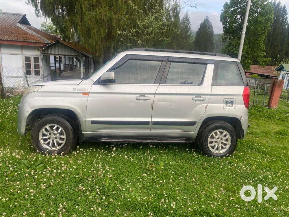 Mahindra Tuv 300 2015 Diesel Well Maintained
