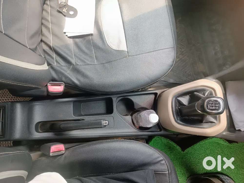 Hyundai Grand I10 201 Petrol 94000 Km Driven