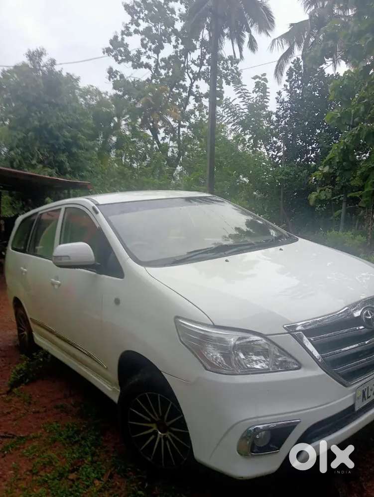 Toyota Innova 2012 Diesel