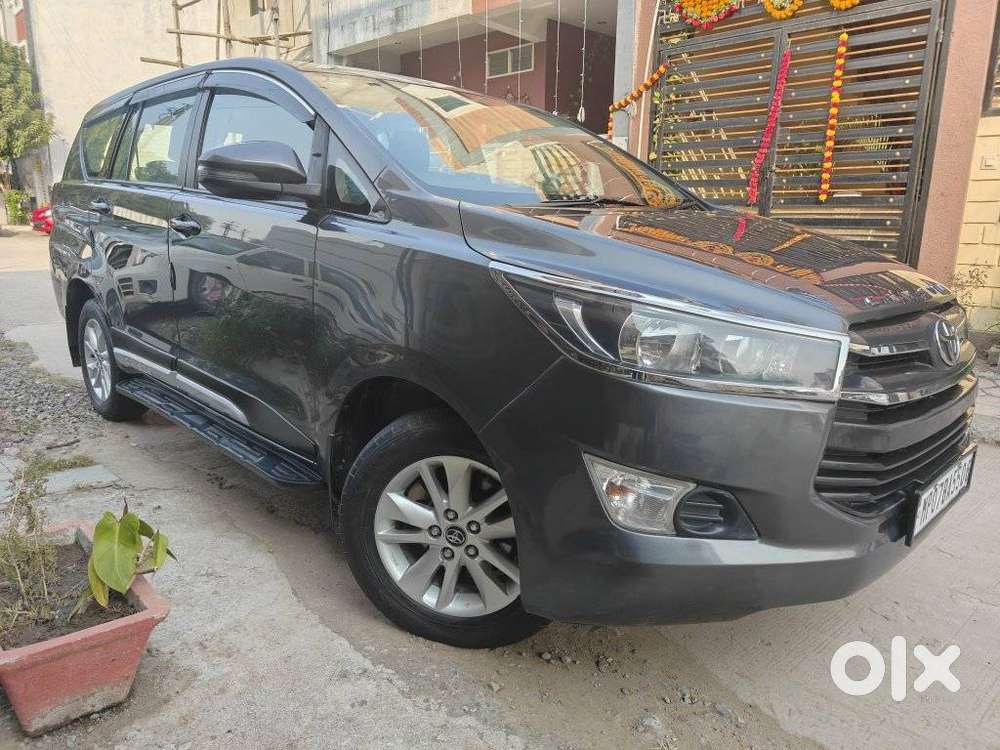Toyota Innova Crysta 2.4 G Mt 8s, 2020, Diesel