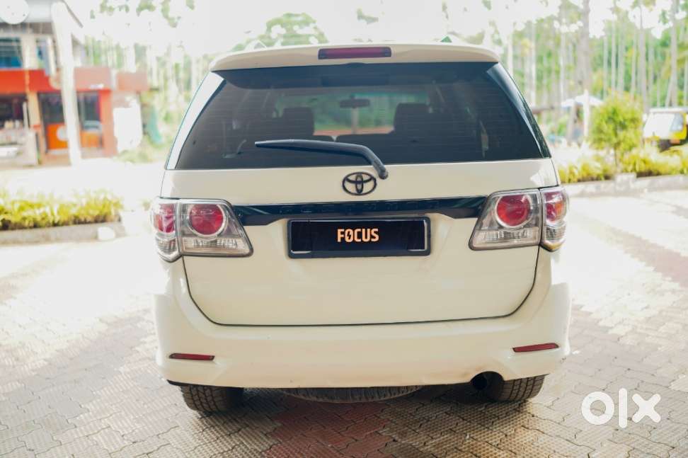 Toyota Fortuner 3.0 4x2 Automatic, 2013, Diesel