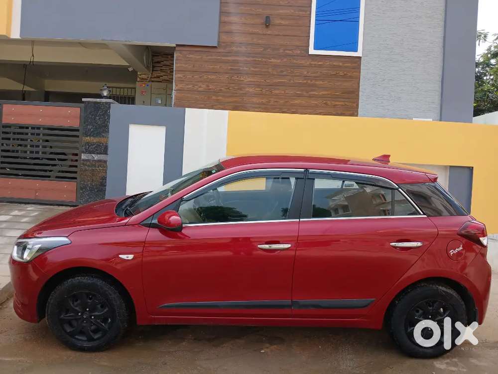 Hyundai Elite I20 2016 Petrol 100000 Km Driven With Very Gud Condition