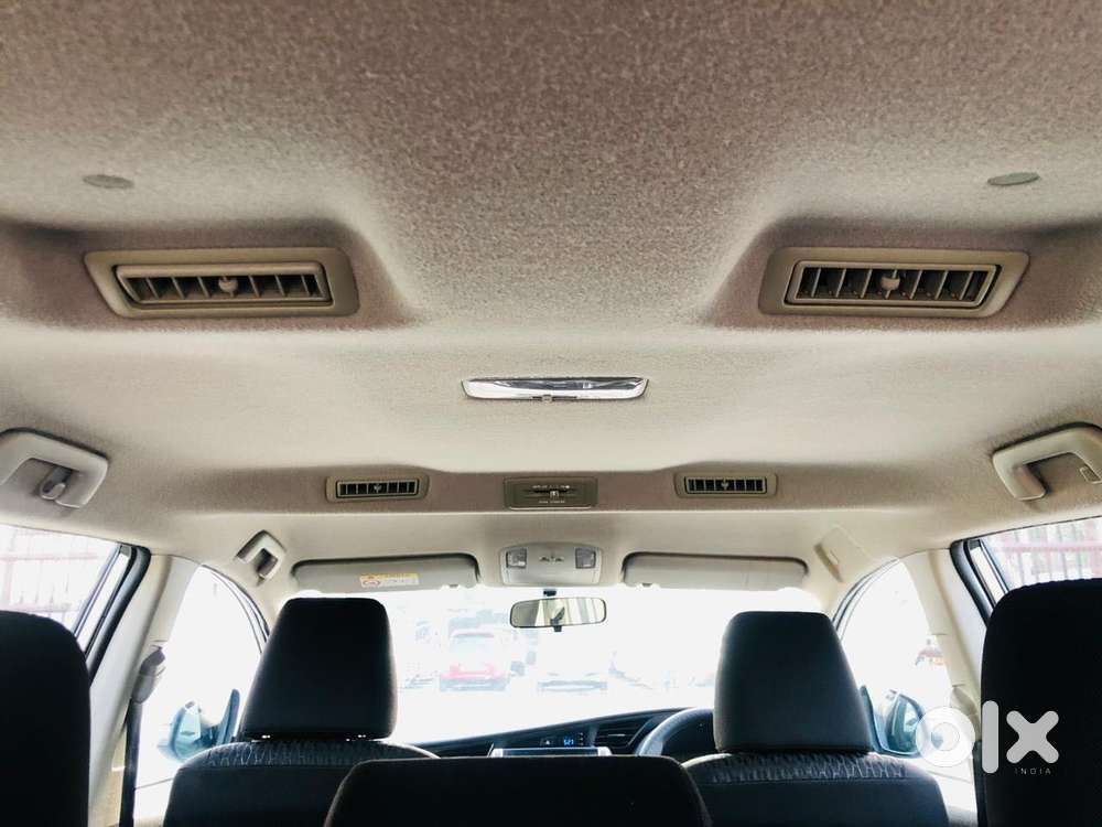 Toyota Innova Crysta [2020-ongoing] 2.4 Gx At 8 Str, 2021, Diesel