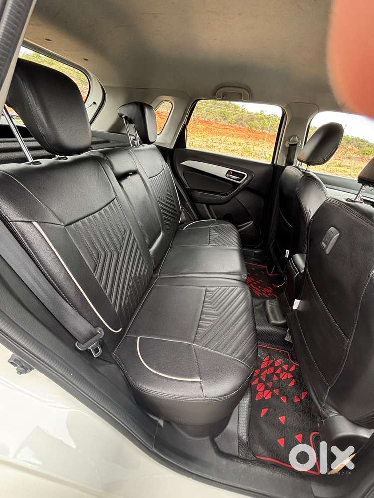 2021 Vitara Brezza Zxi (white)  1st Owner  38k Km  Mint