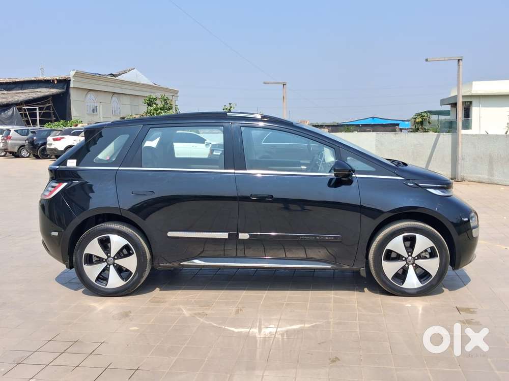 Mg Windsor Ev Essence, 2024, Electric