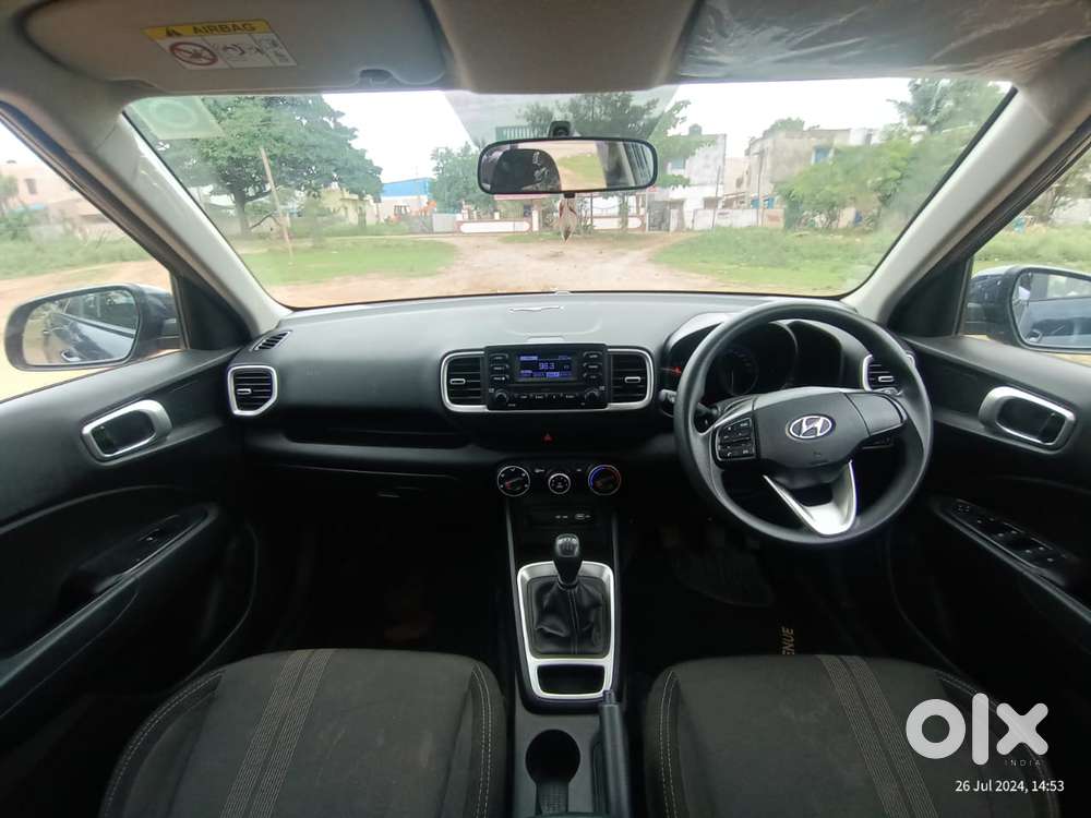 Hyundai Venue S 1.2 Petrol, 2022, Petrol
