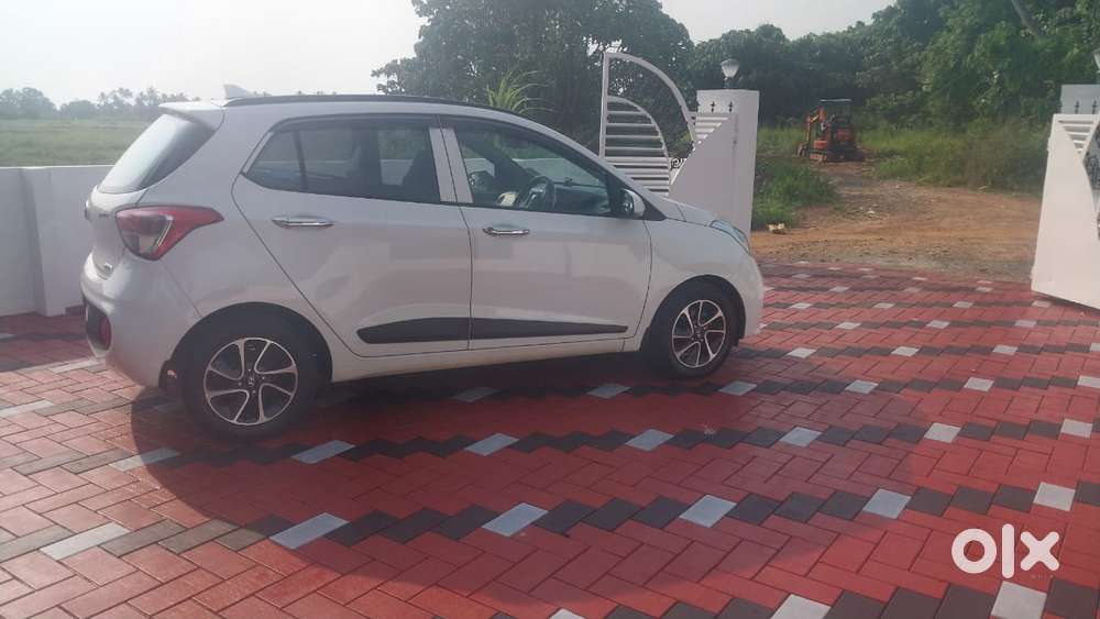Hyundai Grand I10 1.2 Sportz At, 2017, Petrol