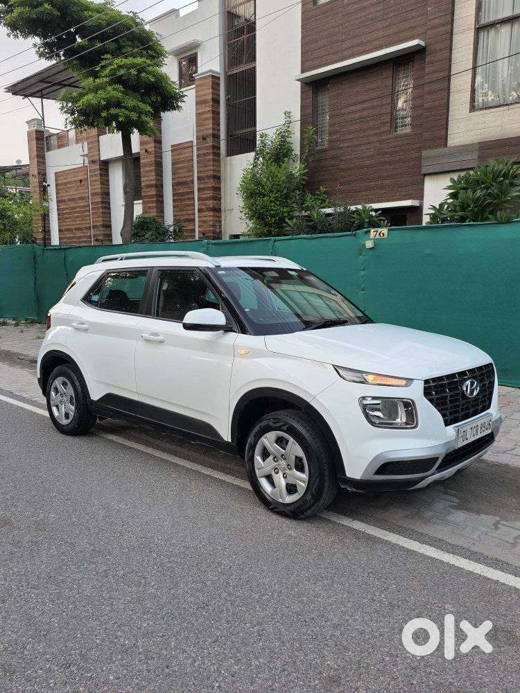 Hyundai Venue 1.2 S (o), 2021, Cng & Hybrids