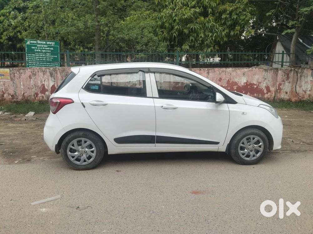 Hyundai Grand I10 Sportz, 2017, Diesel