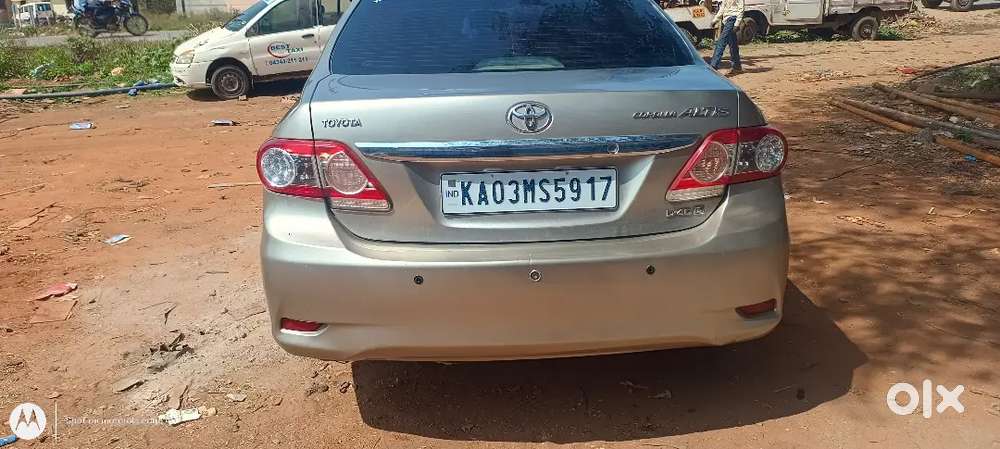 Toyota Corolla Altis 2013