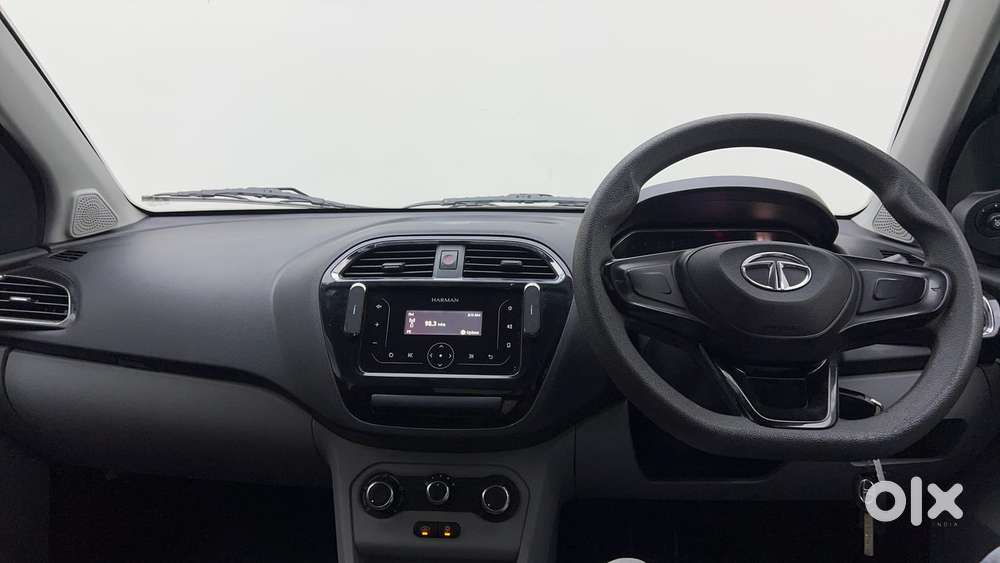 Tata Tiago 1.2 Revotron Xt Option, 2020, Petrol