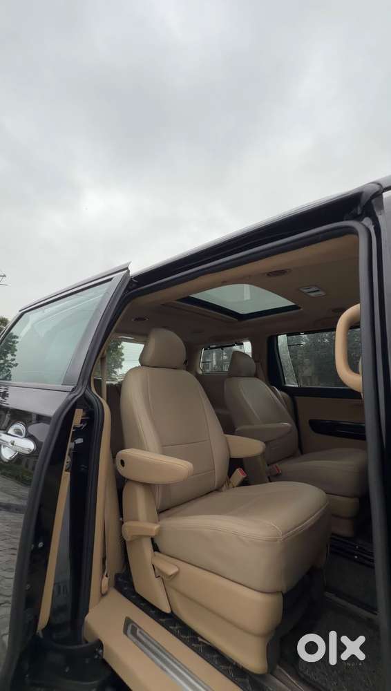 Kia Carnival Prestige, 2021, Diesel