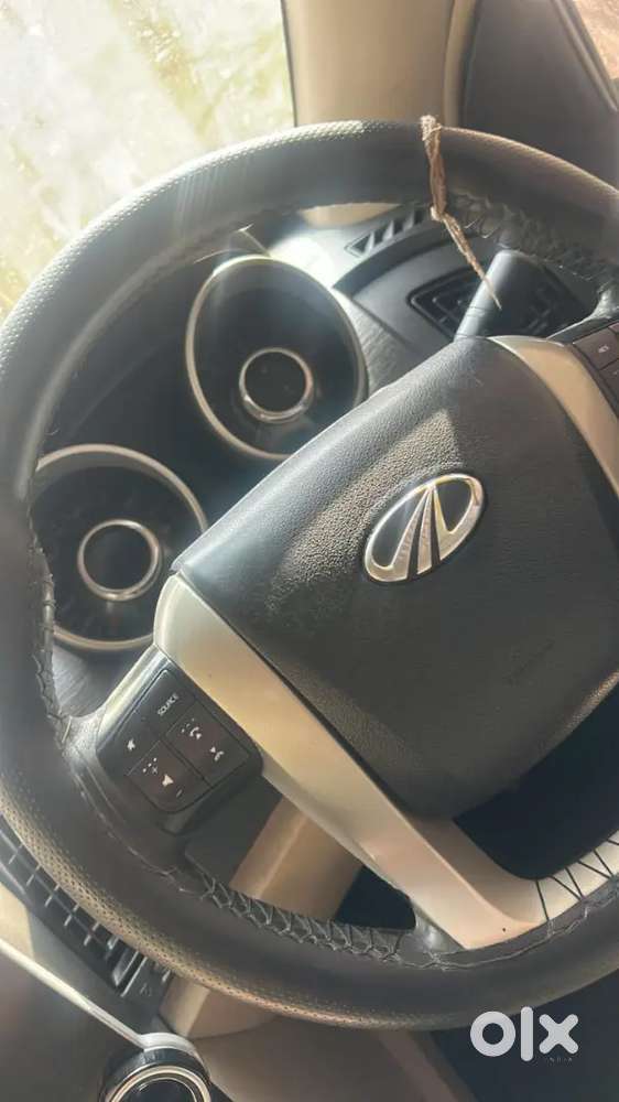 Mahindra Xuv500 2015