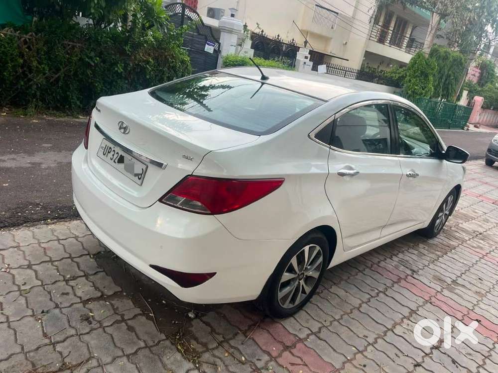 Hyundai Verna Fluidic 1.6 Crdi Sx, 2015, Diesel