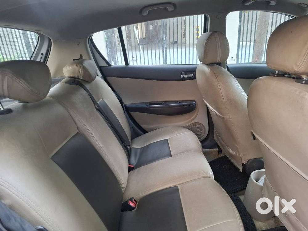 Hyundai I20 2009-2011 Asta, 2009, Petrol