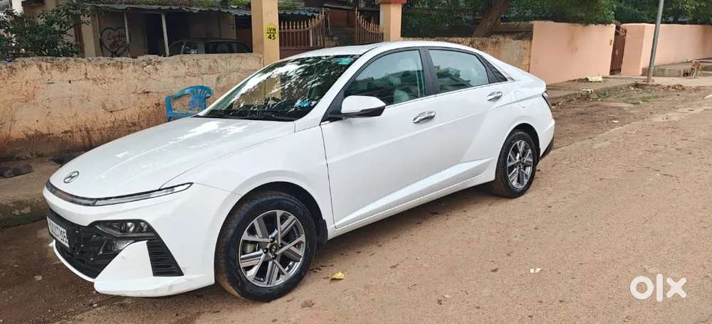 Hyundai Verna 2024 Petrol 17000 Km Driven ( Sun Roof)