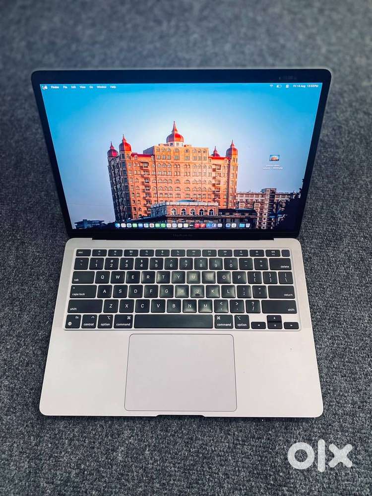 MacBook Air (M1, 2021) 8/256-13 inch