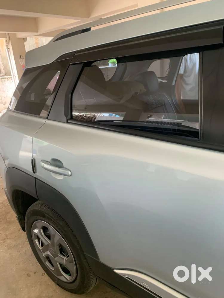 Maruti Suzuki Brezza Lxi 2023